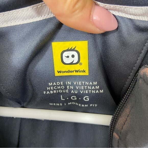 Brand New with Tags WonderWink Mens Modern Fit Front Zipper Pewter Jacket Large - Picture 9 of 10